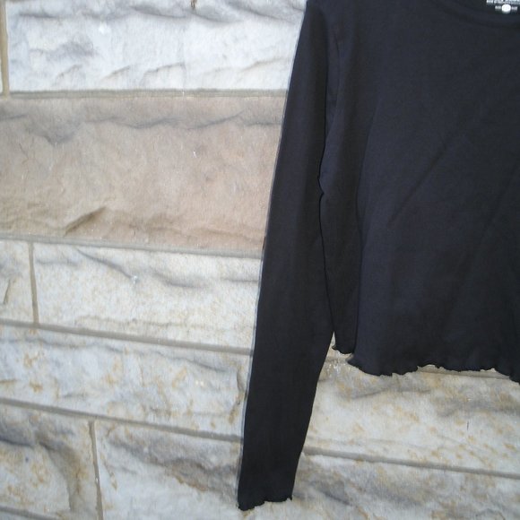 Bongo Black Cropped Long Sleeve Cat Shirt Size LG Junior - Picture 12 of 12